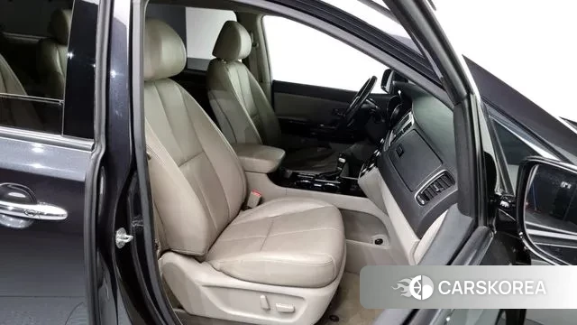 Kia The New Carnival id 3013849 из Кореи 20