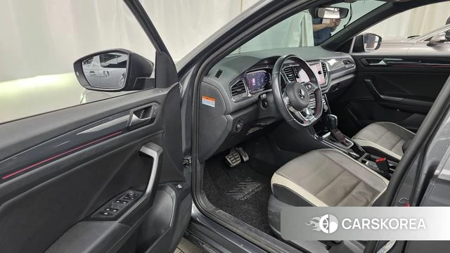 Volkswagen T-Roc id 4632244 из Кореи 32