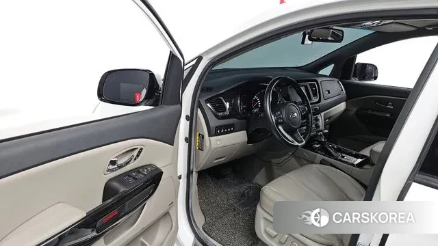 Kia The New Carnival id 3330177 из Кореи 20