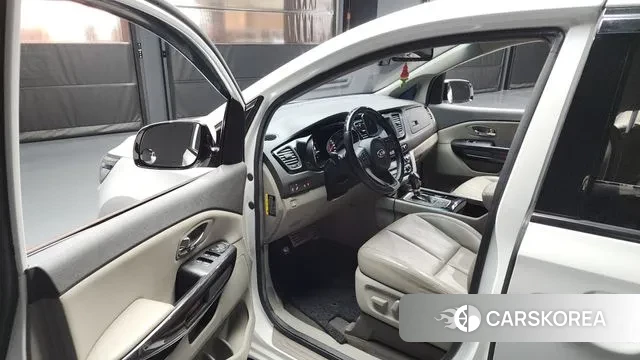 Kia All New Carnival id 3505492 из Кореи 20