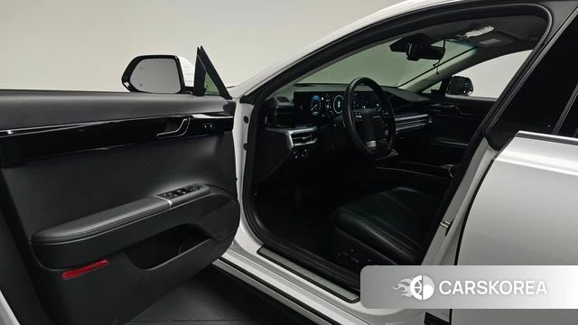 Hyundai Grandeur (GN7) id 3922096 из Кореи 20