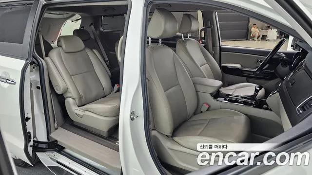 Kia The New Carnival id 2471075 из Кореи 20