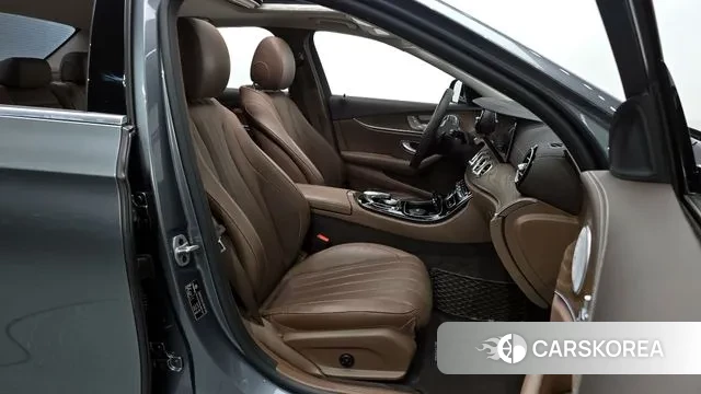 Mercedes-Benz E-Class W213 id 3258814 из Кореи 20