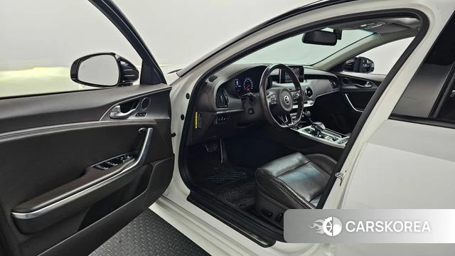 Kia Stinger id 3911966 из Кореи 20