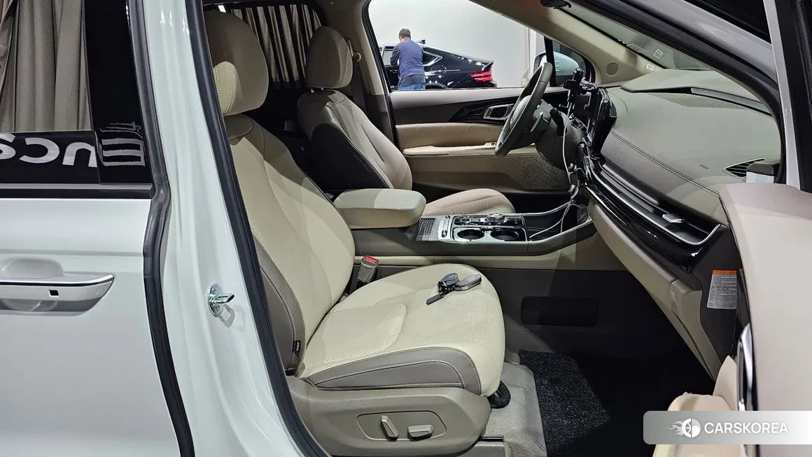 Kia The New Carnival 4th Generation id 2148228 из Кореи 20