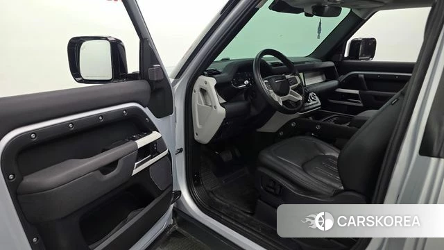 Land Rover Defender (L663) id 4580762 из Кореи 32