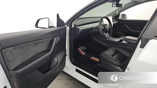 Tesla Model Y id 3170103 из Кореи 20