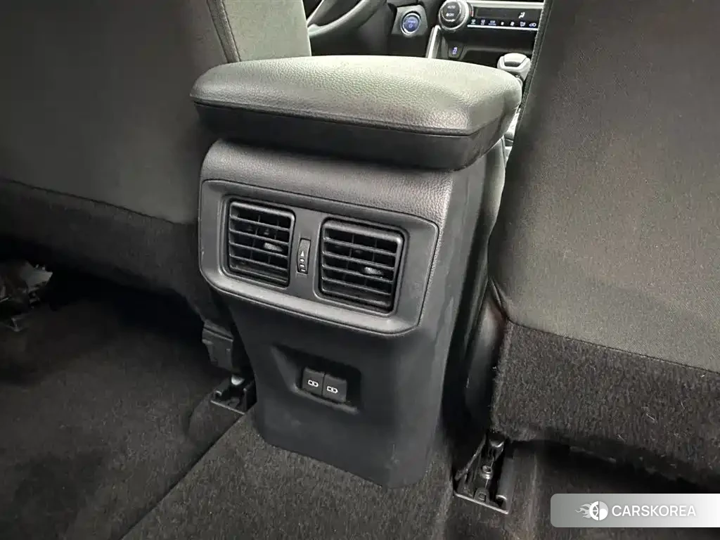 Toyota RAV4 id 4628955 из Китая 30