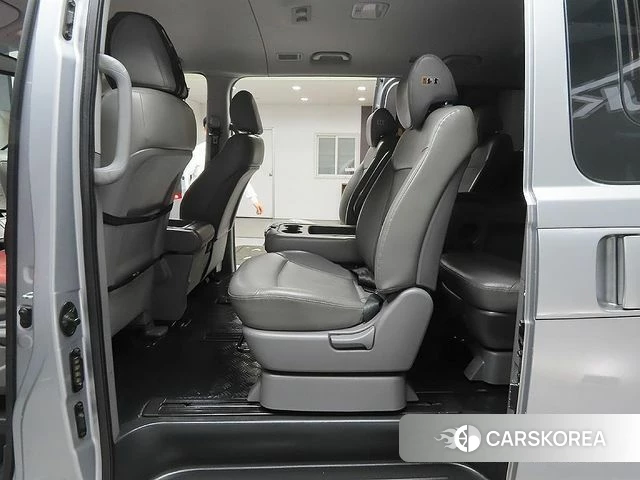Hyundai The New Grand Starex id 4367711 из Кореи 20