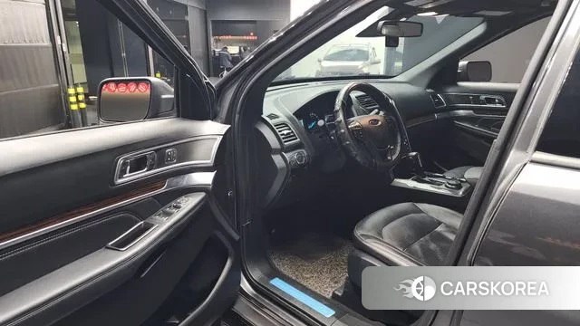 Ford Explorer id 3656676 из Кореи 20