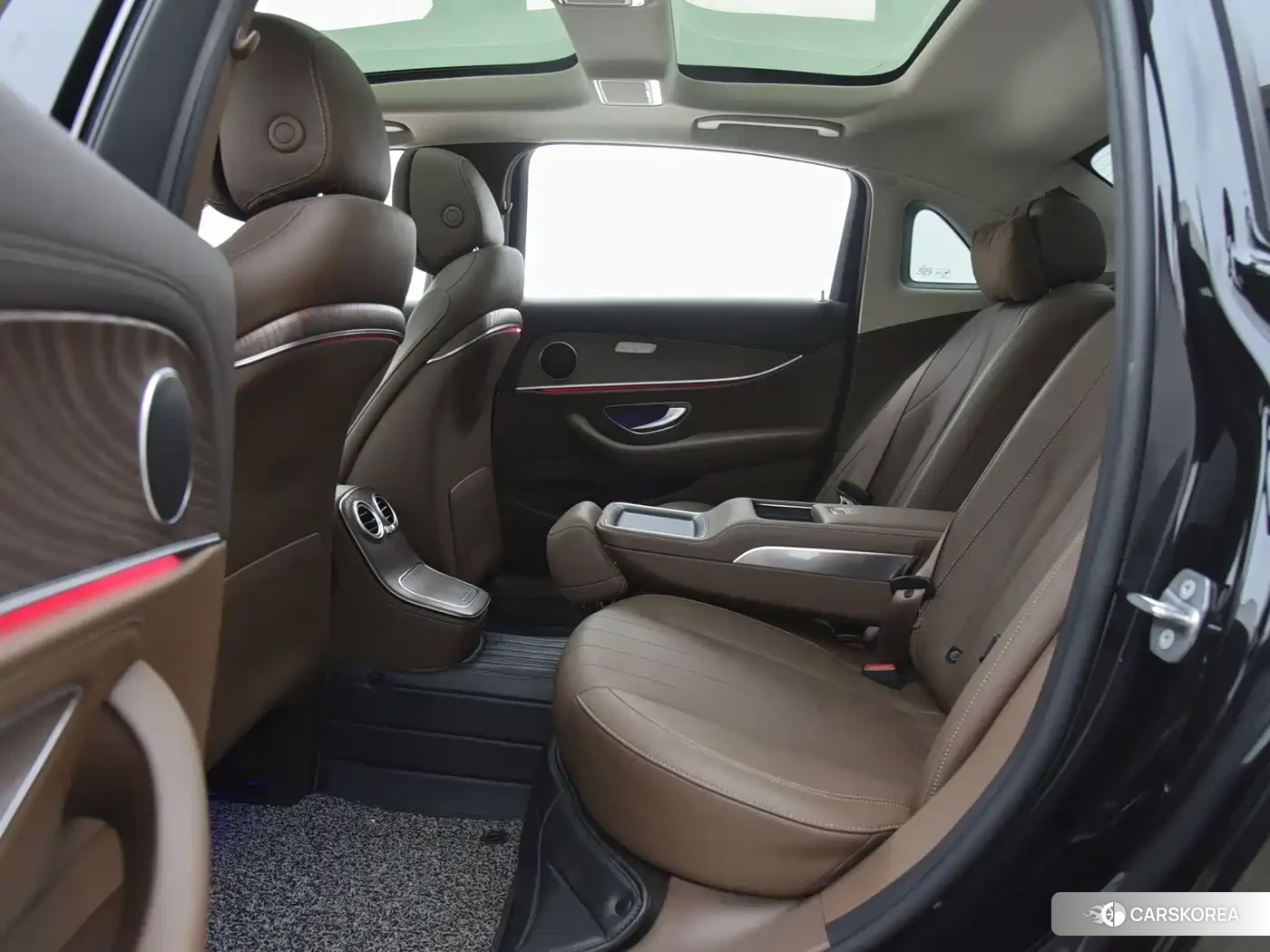 Mercedes-Benz E-Class id 4654428 из Китая 17