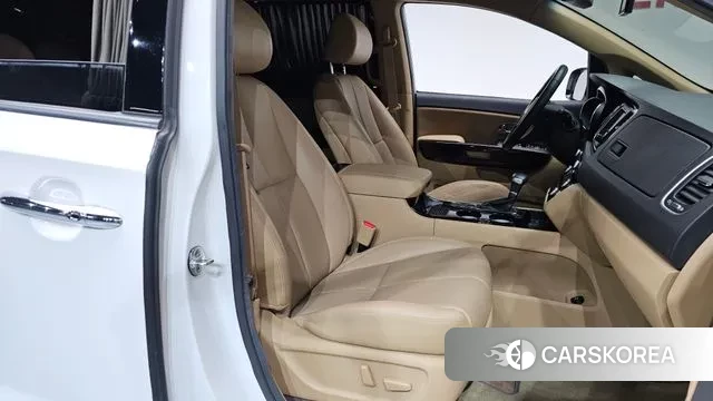 Kia The New Carnival id 3215248 из Кореи 20