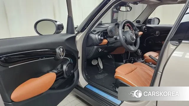 Mini Cooper S id 3649520 из Кореи 20