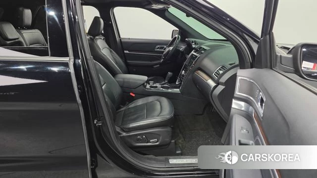 Ford Explorer id 3873889 из Кореи 19