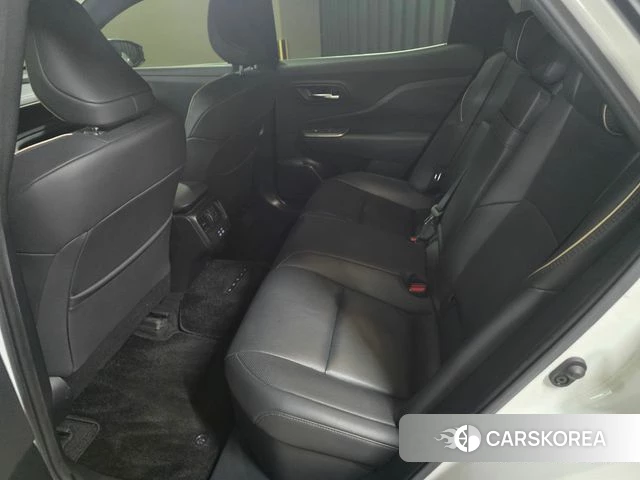 Toyota Crown Crossover id 4401040 из Кореи 17