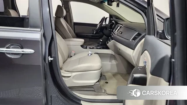 Kia The New Carnival id 3423376 из Кореи 20