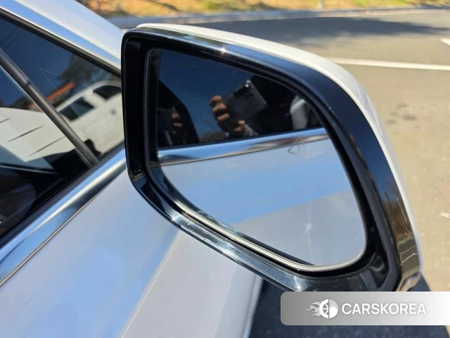 Hyundai Grandeur (GN7) id 3897391 из Кореи 20