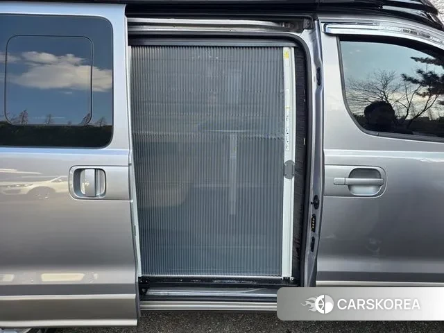 Hyundai The New Grand Starex id 3682239 из Кореи 17