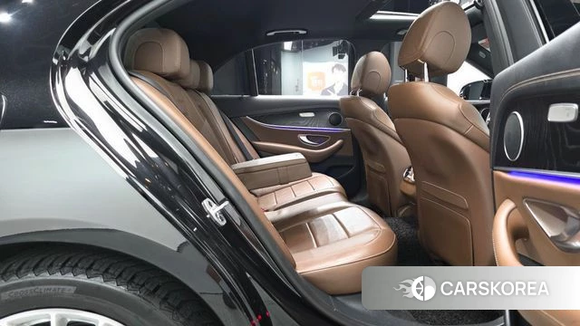 Mercedes-Benz E-Class W213 id 4632157 из Кореи 34