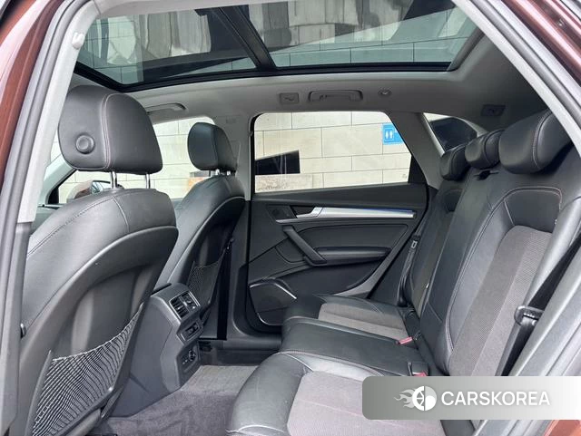Audi Q5L id 4241417 из Китая 13