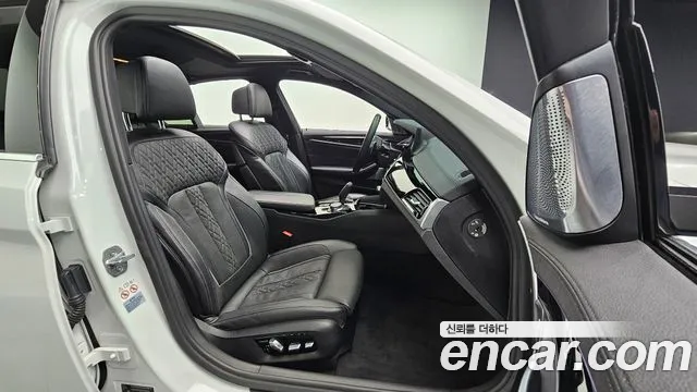 BMW 5 Series (G30) id 2808379 из Кореи 20