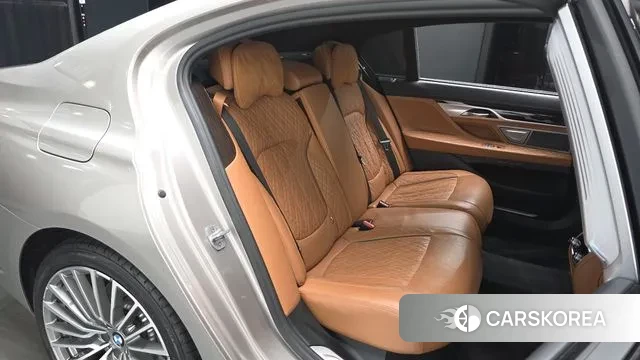 BMW 7 Series (G11) id 3453947 из Кореи 20