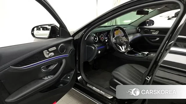 Mercedes-Benz E-Class W213 id 2994972 из Кореи 20