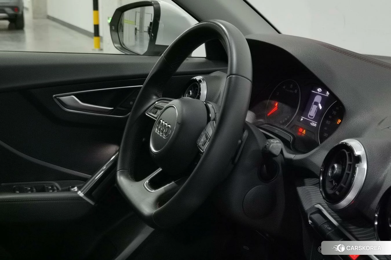 Audi Q2L id 4514013 из Китая 24