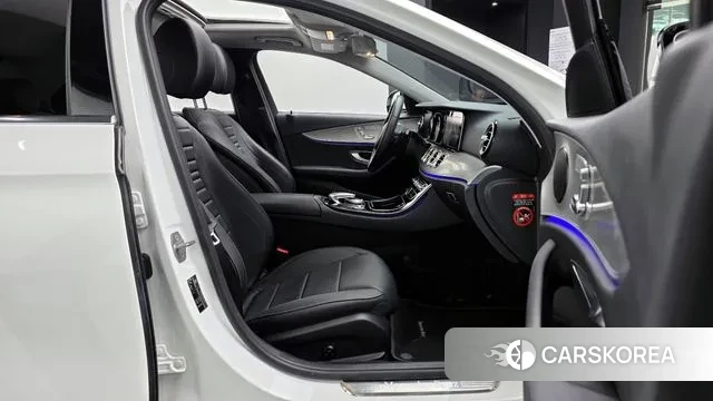 Mercedes-Benz E-Class W213 id 3656807 из Кореи 20