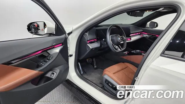 BMW 5 Series (G60) id 2694427 из Кореи 20