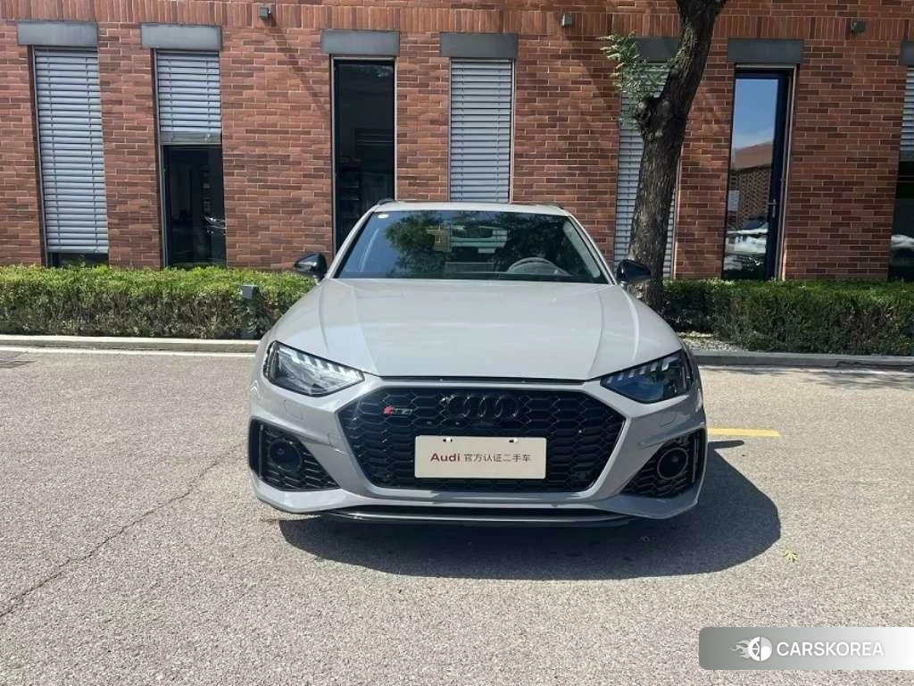 Audi RS 4 id 4452834 из Китая 16