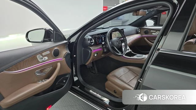 Mercedes-Benz E-Class W213 id 4739877 из Кореи 31
