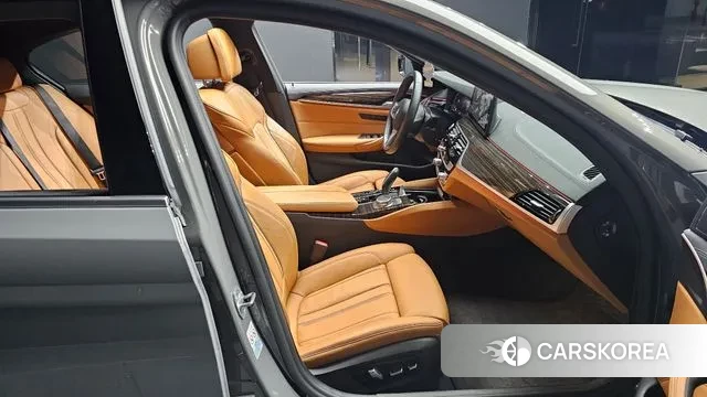 BMW 5 Series (G30) id 3059513 из Кореи 20