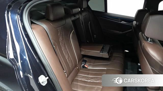 BMW 5 Series (G30) id 3904169 из Кореи 20