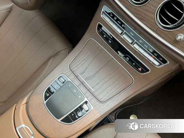 Mercedes-Benz E-class id 4274131 из Китая 16