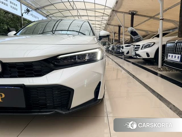 Honda Civic id 3969188 из Китая 18