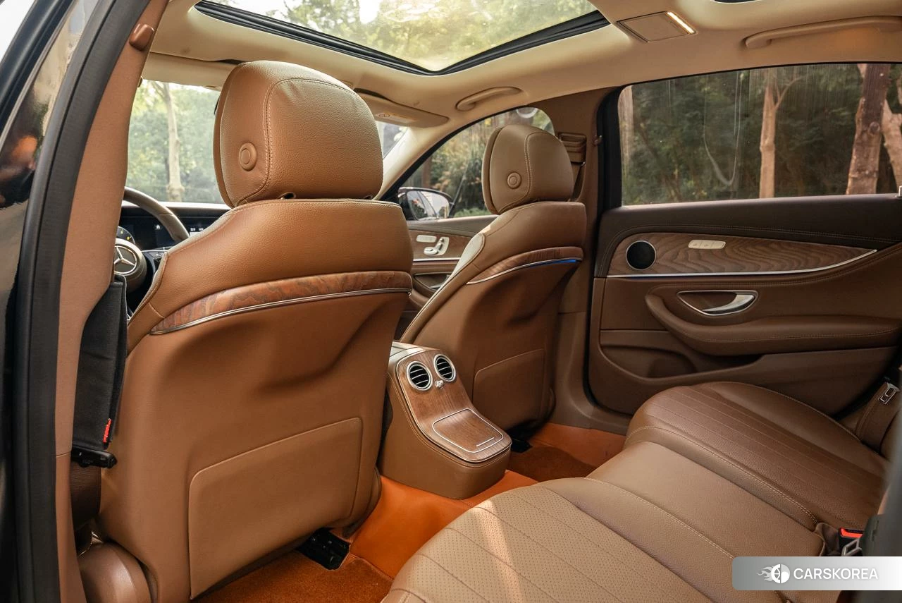 Mercedes-Benz E-class id 4420154 из Китая 17