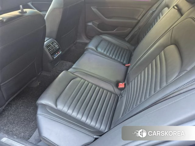 Volkswagen Passat GT (B8) id 4269456 из Кореи 19