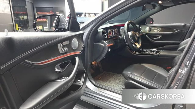 Mercedes-Benz E-Class W213 id 4430027 из Кореи 31