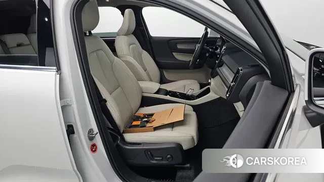 Volvo XC40 id 3347386 из Кореи 20