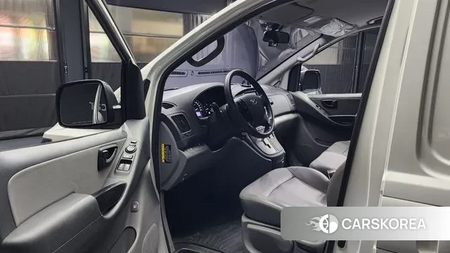 Hyundai The New Grand Starex id 2960554 из Кореи 20