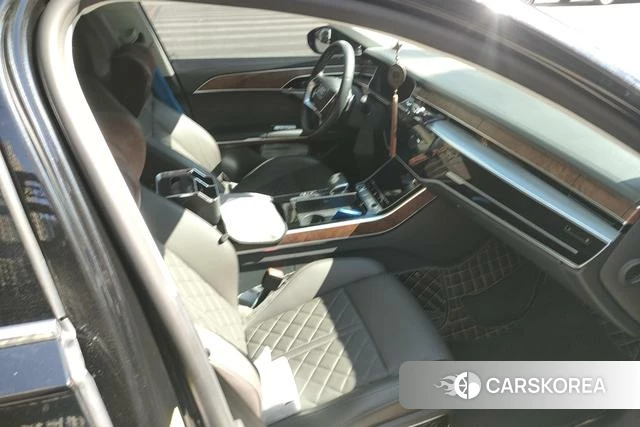 Audi A8 id 4258939 из Китая 17