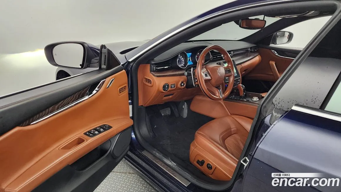 Maserati Quattroporte id 1988319 из Кореи 20