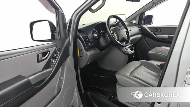 Hyundai The New Grand Starex id 4742198 из Кореи 30