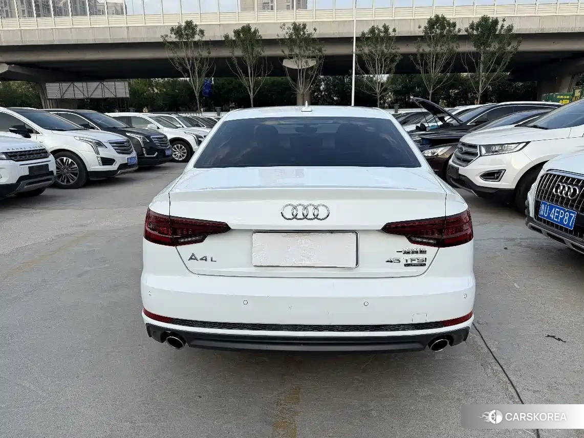Audi A4L id 4565448 из Китая 11