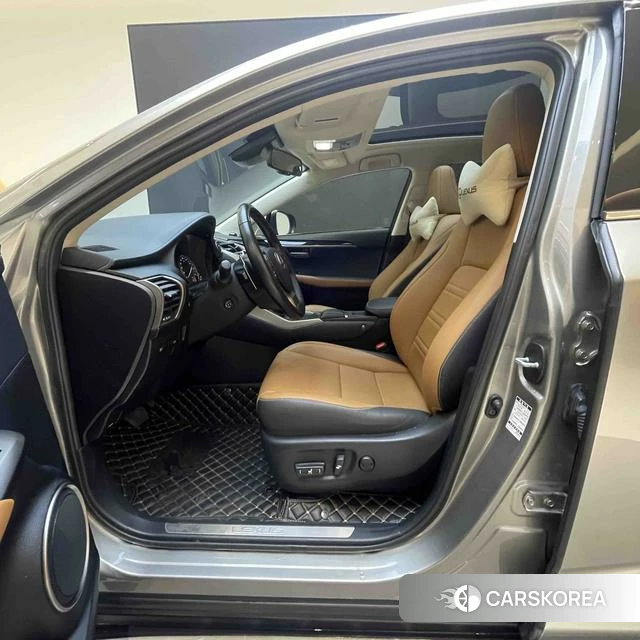 Lexus NX id 4221707 из Китая 30