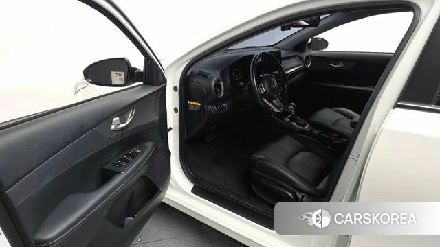 Kia Come New K3 id 3894176 из Кореи 20