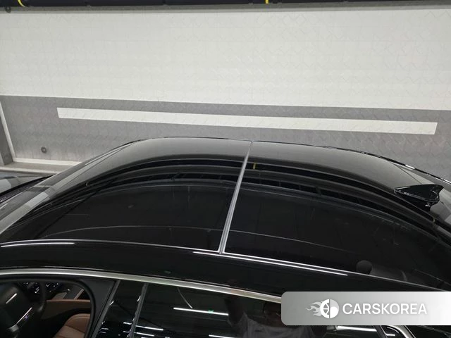 Hyundai Grandeur (GN7) id 4408452 из Кореи 12