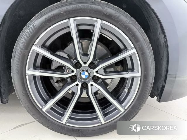 BMW 3 series id 3920372 из Китая 23