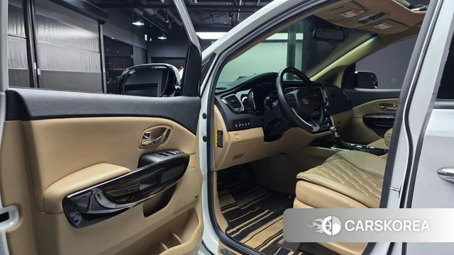 Kia The New Carnival id 3905837 из Кореи 20